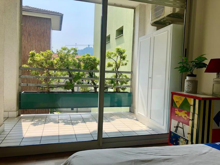 Mascalzone Latino, City Center Apartment Como Eksteriør billede