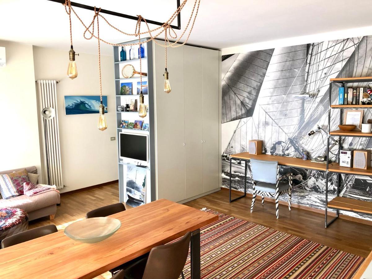 Mascalzone Latino, City Center Apartment Como Eksteriør billede
